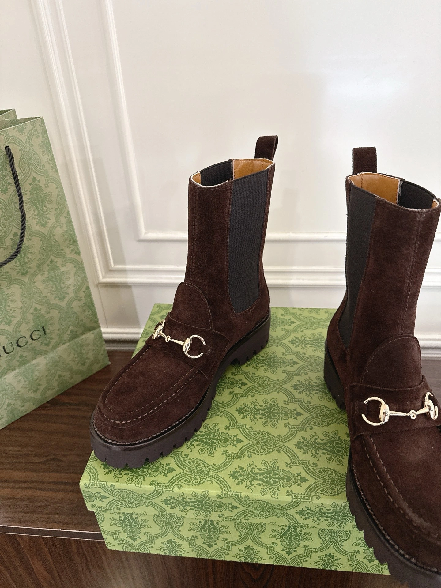 COCO-- 6u33i 834770 AAE73 2046 Calfskin Heel height：4.5cm item:E-X000I1306